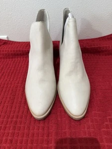 Free People Charm Double V Ankle Boot Ecru/Bone Leather Size 38 - Picture 1 of 8