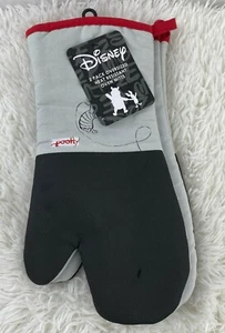 Disney Winnie The Pooh Oven Mitts Piglet 2 pc Oversized Heat Resistant BBQ Glove - Picture 1 of 4