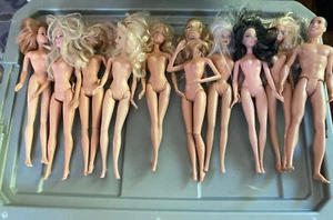 Mattel Barbie Puppe 10 Stück 90er-2000er Jahre Ära B31 - Bild 1 von 14