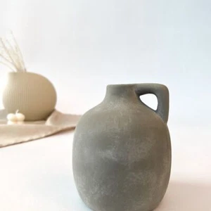 Graue Vase "Ava" mit Henkel - Picture 1 of 6