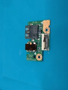 LENOVO V310 V310-15 SCHEDA CON JACK AUDIO E USB DA0LV6TB6D0 REV: D - Foto 1 di 4