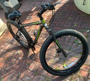 Mongoose Ardor 27.5” Mountain Bike, 7 Speeds Fat Tire -(PICK UP ONLY) - Picture 1 of 11