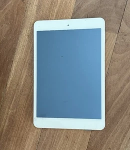 BLAUPUNKT Tablet 8 Zoll Polaris QC Defekt Spender Platine Accu Kamera Board Ok - Bild 1 von 2