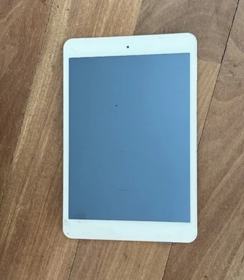 BLAUPUNKT Tablet 8 Zoll Polaris QC Defekt Spender Platine Accu Kamera Board Ok - Bild 1 von 2