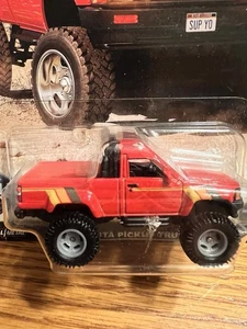 2025 Hot Wheels Premium Car Culture HW Off Road 1987 Toyota Pickup Truck 1/5 - Bild 1 von 6