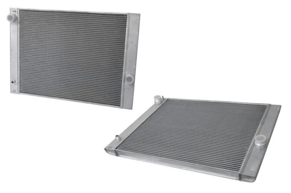 NEW RADIATOR FOR BMW 6 SERIES  E63/E64  05/2004 ~ 08/2010  RADIATOR (4 PIPES) - image 1 of 1