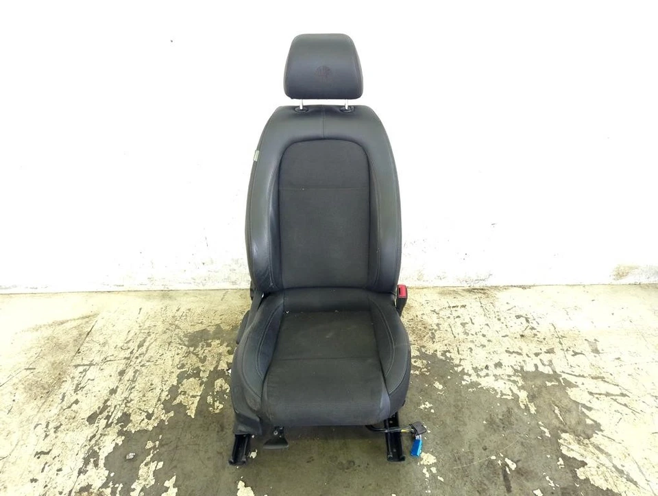 46849256 SEDILE ANTERIORE DESTRO PASSEGGERO IN PELLE ALFA ROMEO 159 SW 2.0 D 125 Foto 1 de 4