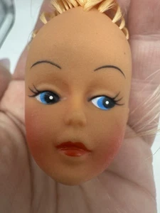 Tressy 1963 vintage? ¿Clon?  Cabeza de pelo de personaje de 1ª edición solo para única clase - Imagen 1 de 8