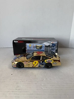 2004 1:24 Team Caliber Mark Martin #9 Batman Preferred Gold Brand New - Image 1 of 4