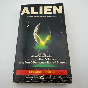Vintage Alan Dean Foster Alien Paperback Book Horror Movie Novel 1st Ed 1979 - Picture 1 of 5