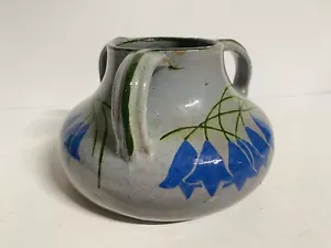 Anton Lang ARTI E MESTIERI Ceramica Forma 3 Manici Vaso Fiori Artista Decorato 6”w - Foto 1 di 10
