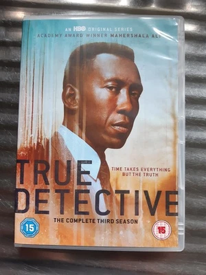 True Detective COMPLETE SERIES Season 3 THREE DVD BOXSET UK R2 Excellent! - Image 1 of 2