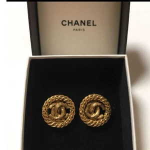 Excellent condition CHANEL vintage earrings Coco mark - Picture 1 of 4