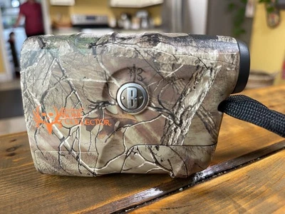 Telémetro BUSHNELL Bone Edición Coleccionista en Realtree Xtra Camo 4X21 Foto 1 de 3