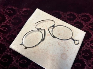 ANTIQUE PINCH, PINCE NEZ READING NOSE GLASSES w/lenses EXC - Picture 1 of 2