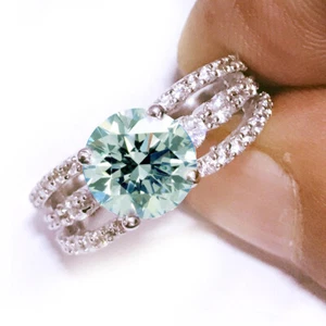 3.05 Ct Vvs1 :Blue White Round Moissanite Diamond Engagement Ring 925 Silver - Picture 1 of 6
