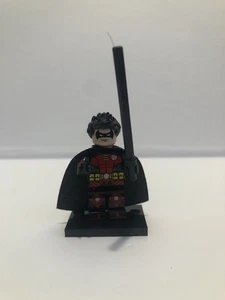 Custom Lego Robin Mini-figure - Picture 1 of 3