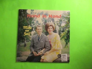 MIKE AND GAIL HAND IN HAND LP PRIVATE PRESS XIAN CHRISTAN - Imagen 1 de 2