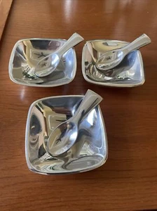 Platters Dinnerware Serving Trays Qty of 3 with Spoons - Picture 1 of 12