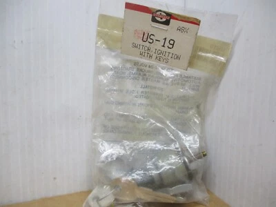 Standard Motor Products US-19 Ignition Starter Switch - Image 1 of 4