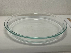 Vintage Pyrex 9" Klarglas Runde 1,5" Tiefe Tortenplatte #209  - Bild 1 von 5