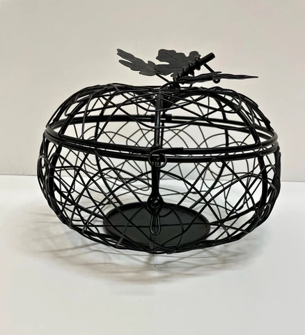 Black Metal Wire Basket w/ Latched Lid, Pumpkin Shape, Potpourri, Candy Bars Cover