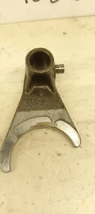 FOURCHETTE E DE BOITE DE VITESSE KTM 250 SX EXC 1998 1999 - Picture 1 of 1