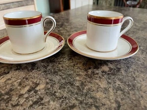 2 WEDGWOOD CHINA WHITE WITH RED BAND GILDED COFFEE CANS & SAUCERS HOTEL WARE - Picture 1 of 6