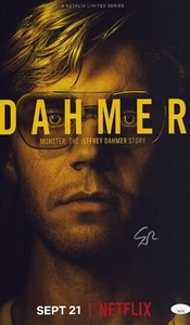 EVAN PETERS authentisches handsigniertes "Dahmer" 11x17 Foto (JSA COA) - Bild 1 von 2