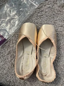 FREED OF LONDON Specials - 5 XX - Triangle Maker Custom Pointe Shoes - Picture 1 of 5