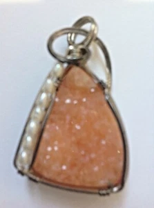 Peach Druzy Quartz Sterling Silver Pendant, 1 1/4”, Handmade, Pearl Accents - Bild 1 von 5