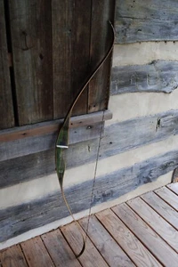 RIGHT HANDED BEAR ARCHERY “GRIZZLY” 45# 58” RECURVE BOW - Picture 1 of 17