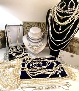 Job Lot Vintage Glass & Freshwater Pearl Jewellery Necklaces Bracelets Earrings - Picture 1 of 16