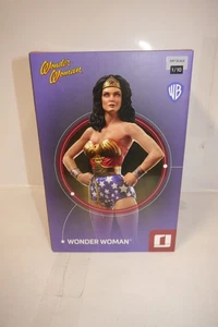 DC Comics Deluxe Wonder Woman Lynda Carter 1/10 23 Cm Iron Studio - Picture 1 of 5