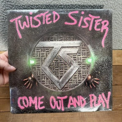 Vintage Twisted Sister Vinyl LP Come Out and Play 1985 Rock Album Columbia House - Image 1 of 4