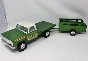 Vintage Nylint Farms Green Flatbed Truck with Pull Behind Trailer - Picture 1 of 15