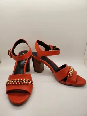 Sandalias de tacón Coach Phoebe para mujer de cuero coral con cadena dorada talla 6 Foto 1 de 4