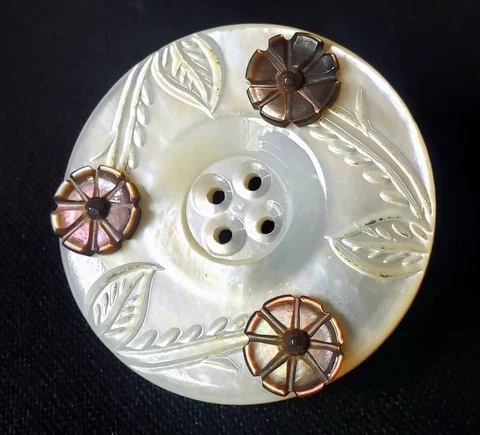 Antique Button...Large Pearl…Flower twirl around, Moveable?….1&7/16", L Cover