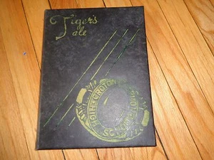 1955 Yearbook Croton-Haron High School Croton-On-Hudson New York - Imagen 1 de 1