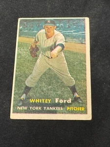 1957 Topps Whitey Ford (MK auf Rückseite) #25 VGEX + V14754 - Bild 1 von 1