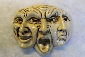 Maschera Veneziana in ceramica tre facce del teatro greco - Foto 1 di 6