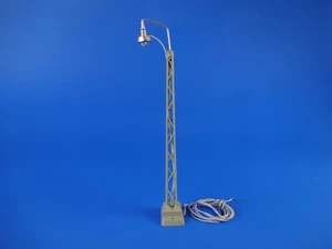 MARKLIN H0 - 7046 - Tower Mast + Lamp Light (05)/ VG - Picture 1 of 3