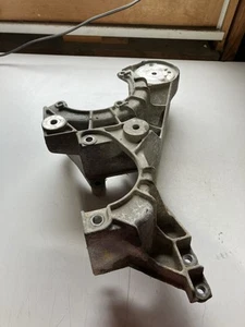 Chevy GMC TBI 4.3 5.0 5.7 A/C Compressor Smog Pump Bracket 10129516 “I” - Picture 1 of 5