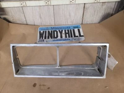 1983 年 CUTLASS SUPREME 22506530 乘客车头灯门 2Dr 适合 81-86 CUTLASS  — 第 1/4 张图片