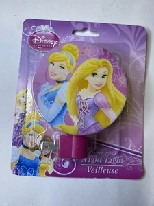 Disney Princesa Bella y Rapunzel Púrpura Luz Nocturna Luz Nocturna Totalmente Nuevo Sellado - Imagen 1 de 2