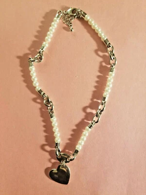 COLLAR PERLA* CON COLGANTE CORAZÓN GOTA PLATA*/ACERO APROX 18 IN. SILVERTONE Foto 1 de 4