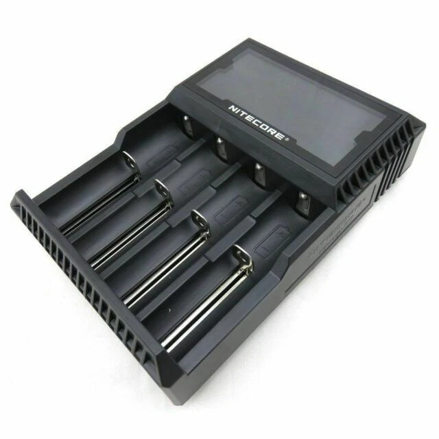 Nitecore D4 Universal Netz-Ladegerät