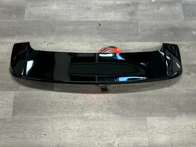 Panel de cubierta de alerón trasero Jeep Grand Cherokee 2014-2021 con LED OEM VERDE PGZ Foto 1 de 4