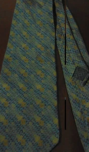 Pierre Cardin Paris Italian Silk tie - Foto 1 di 2