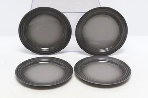 Set Of 4 Le Creuset Flint Grey Salad Plates 8 1/2" Round Shape Kitchenware - Picture 1 of 6